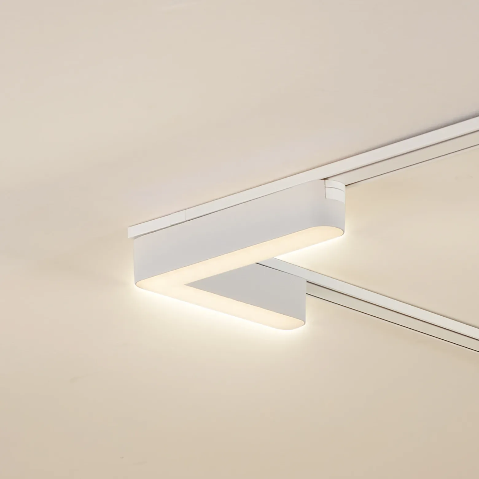 Lindby Tira LED 48 V Lumaro,blanca,forma de L,plástico,atenuable