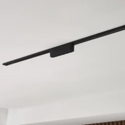 Lindby tira LED 48V Lumaro, negro,6 puntos,2,4cm,atenuable