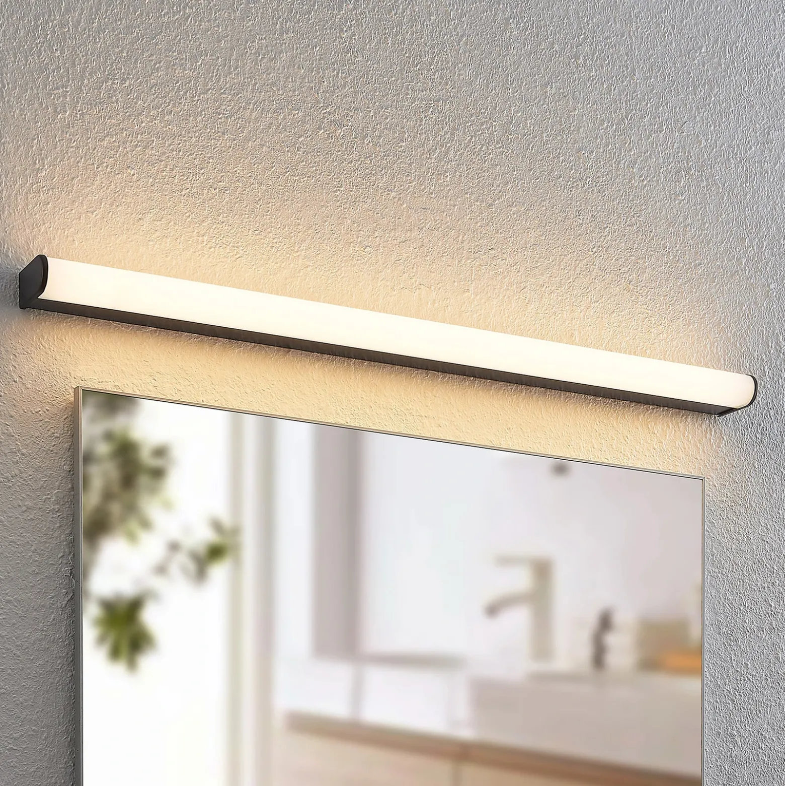 Lindby Ulisan aplique LED de baño, redondo 88,8 cm