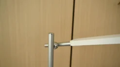 Lindby Valtorin Lámpara de mesa LED, blanca