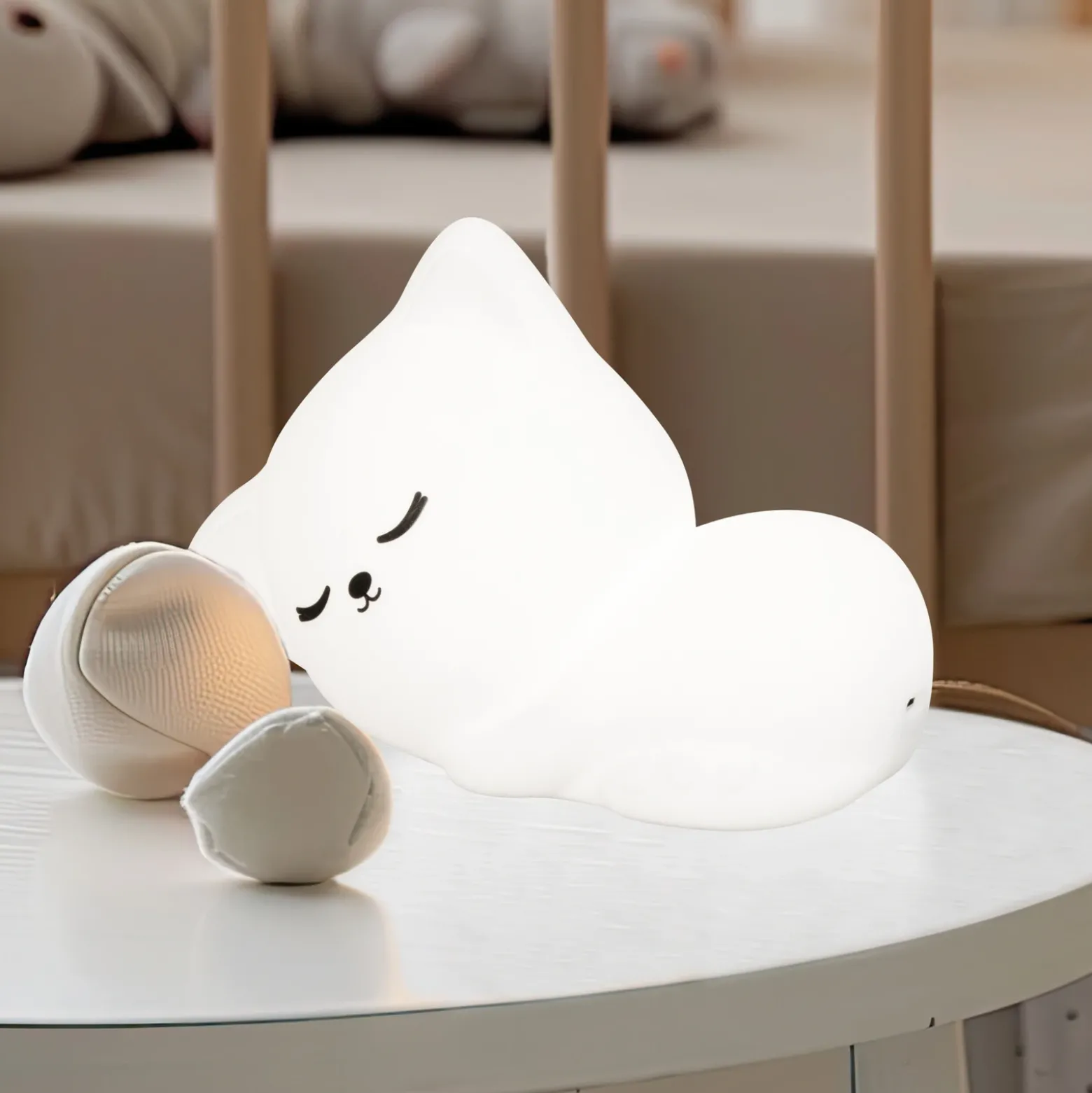 Linterna LED recargable Mia, blanca, longitud 16 cm, silicona
