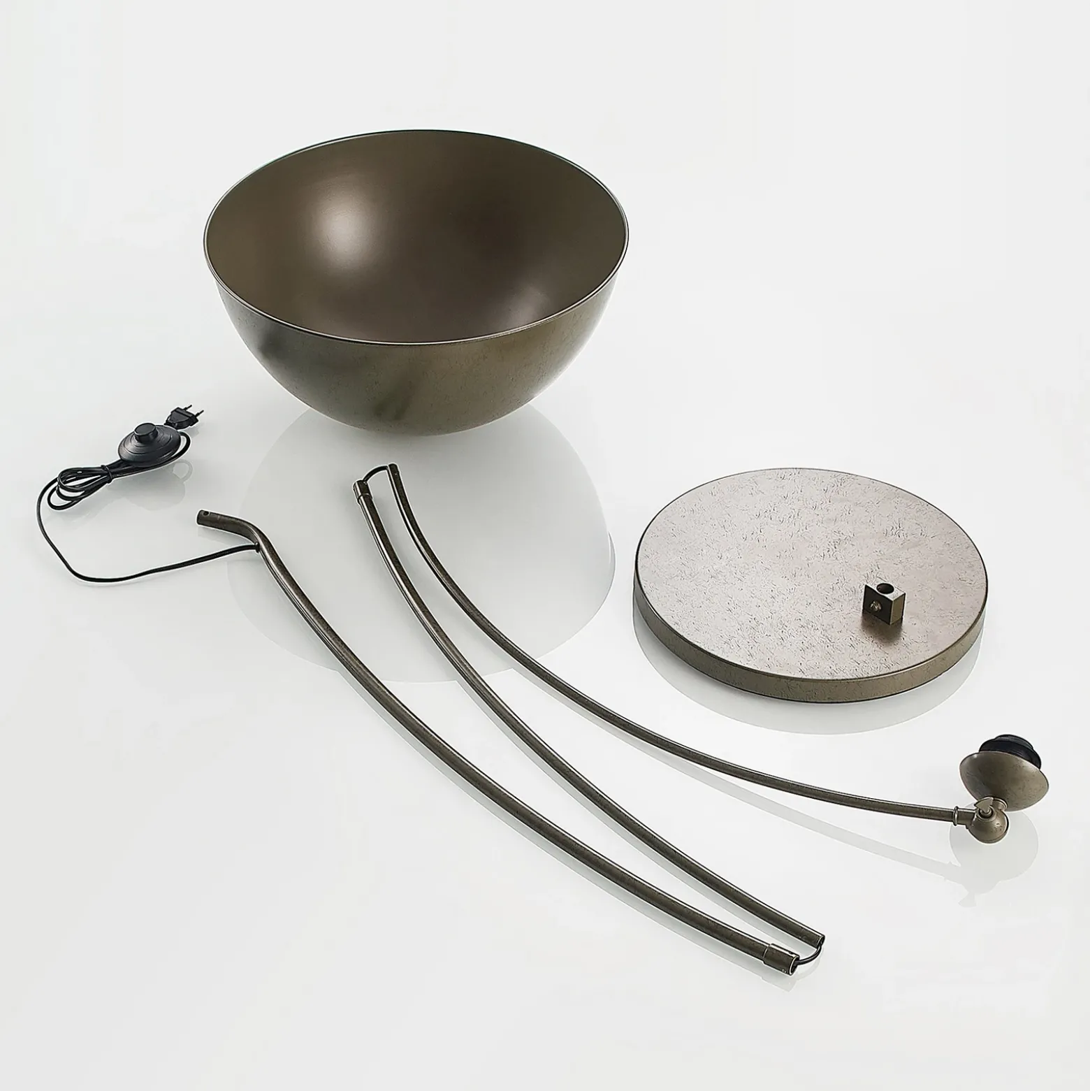 Lámpara arqueada Jonera de Lindby, gris, metal, E27, 185 cm de altura