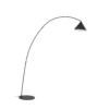 Lámpara arqueada Lindby Triangolo, negra, altura 195 cm, metal E27