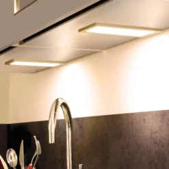 Lámpara bajo mueble Dynamic LED Sky, juego de 3, acero inoxidable