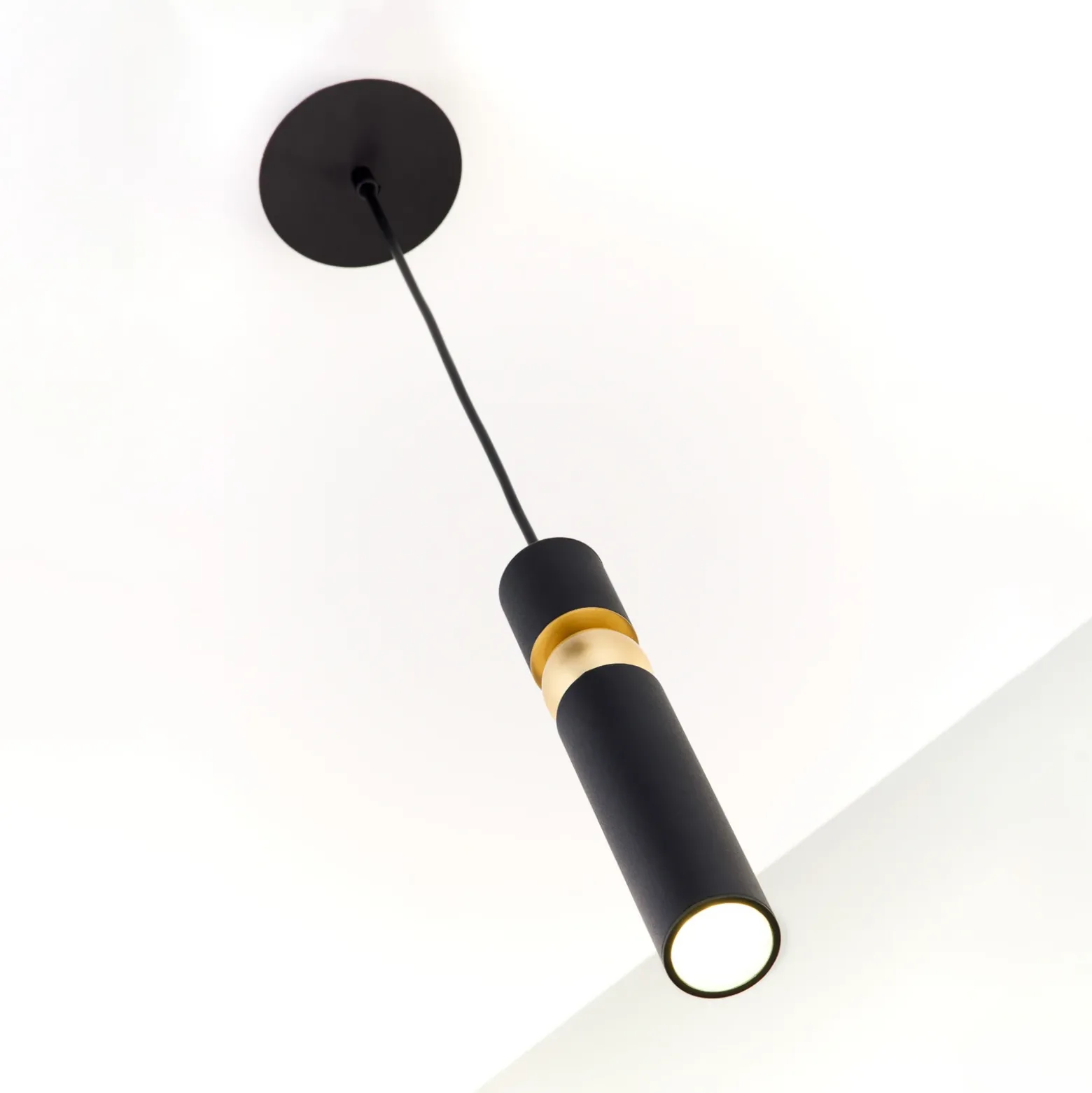 Lámpara colgante Alas, negro, metal, suspensión 135 cm, GU10
