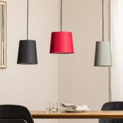 Lámpara colgante Amilia de Lindby, de tela, con 3 luces, roja/gris/negra