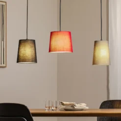 Lámpara colgante Amilia de Lindby, de tela, con 3 luces, roja/gris/negra