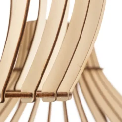 Lámpara colgante Barrel con pantallas de madera, 3 luces, redonda