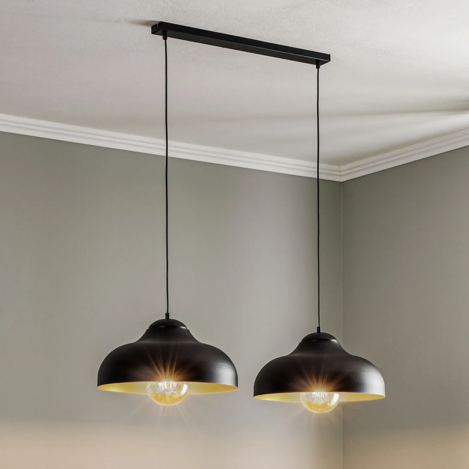 Lámpara colgante Basca, negra/dorada, con 2 luces, 125 cm, E27
