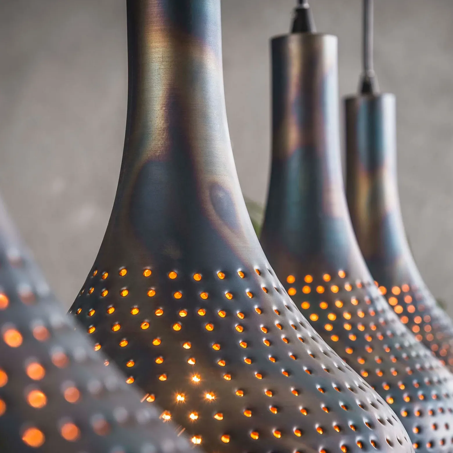 Lámpara colgante Bombur de 4 luces negro-marrón
