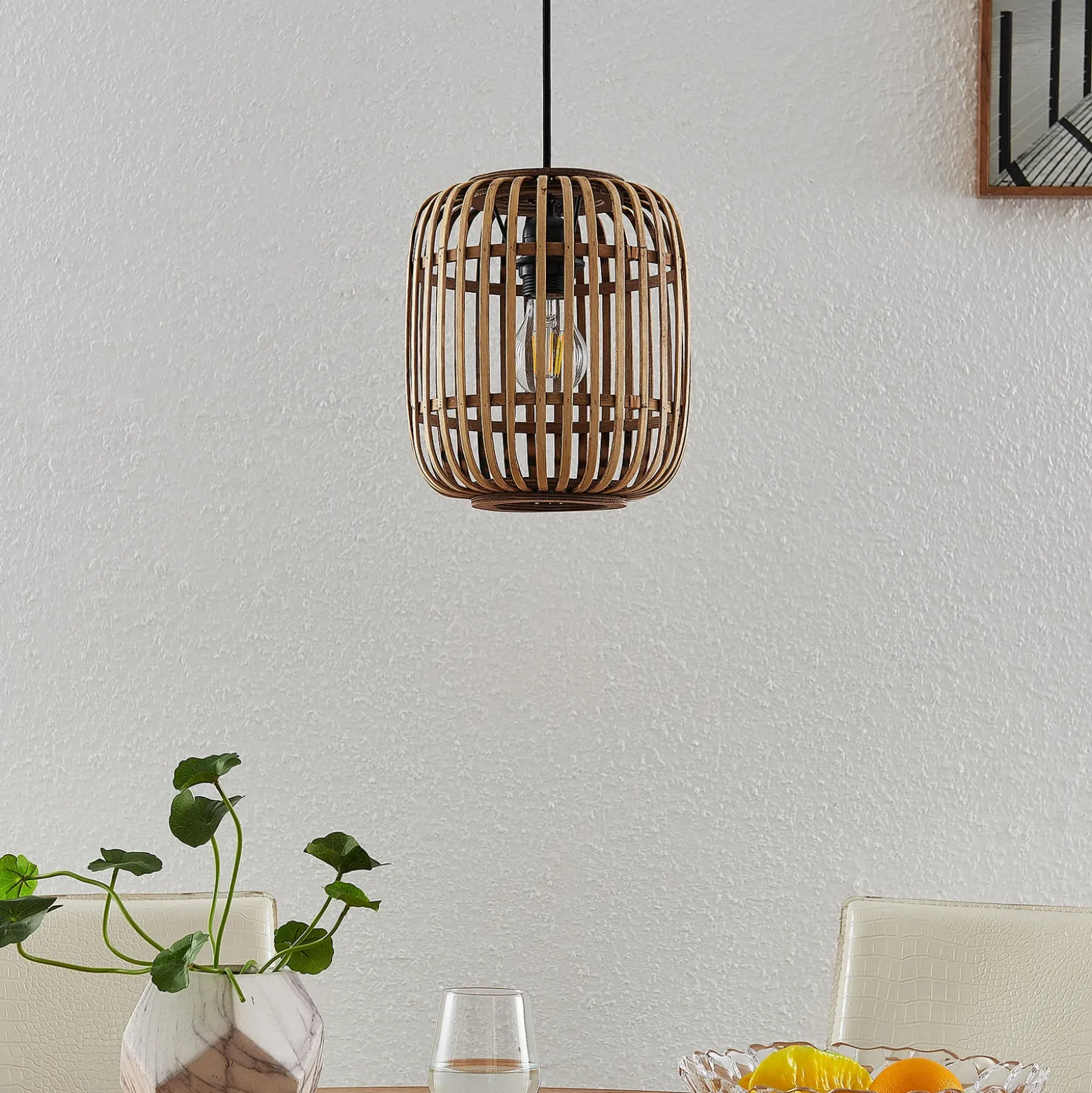 Lámpara colgante Canyana de Lindby, natural, ratán, Ø 22 cm
