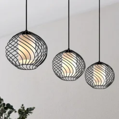 Lámpara colgante Cedrice de Lindby, 3 luces, negra, metal, E27