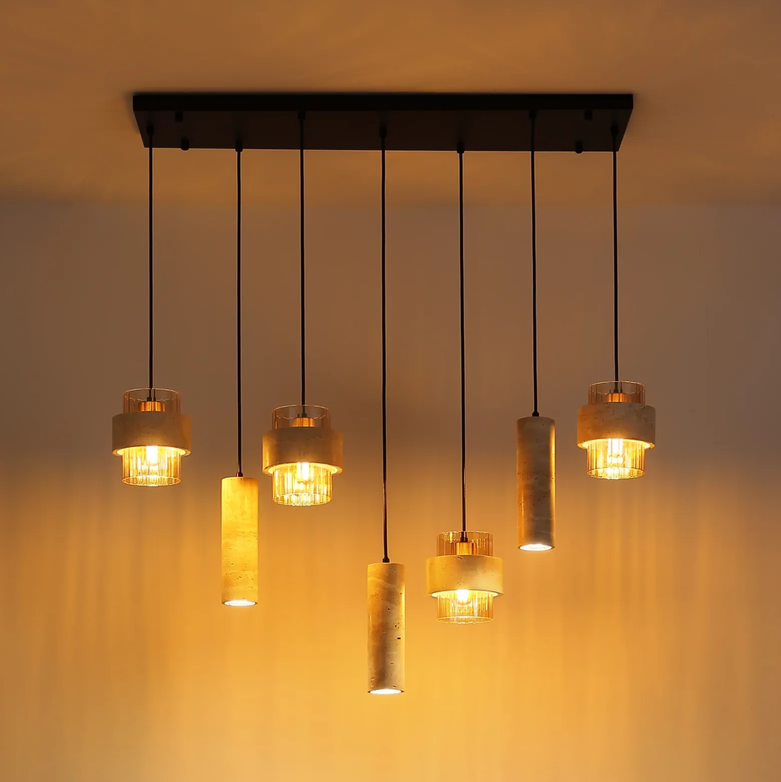 Lámpara colgante Daren, 7 luces, beige/ámbar/negro, E27 + GU10