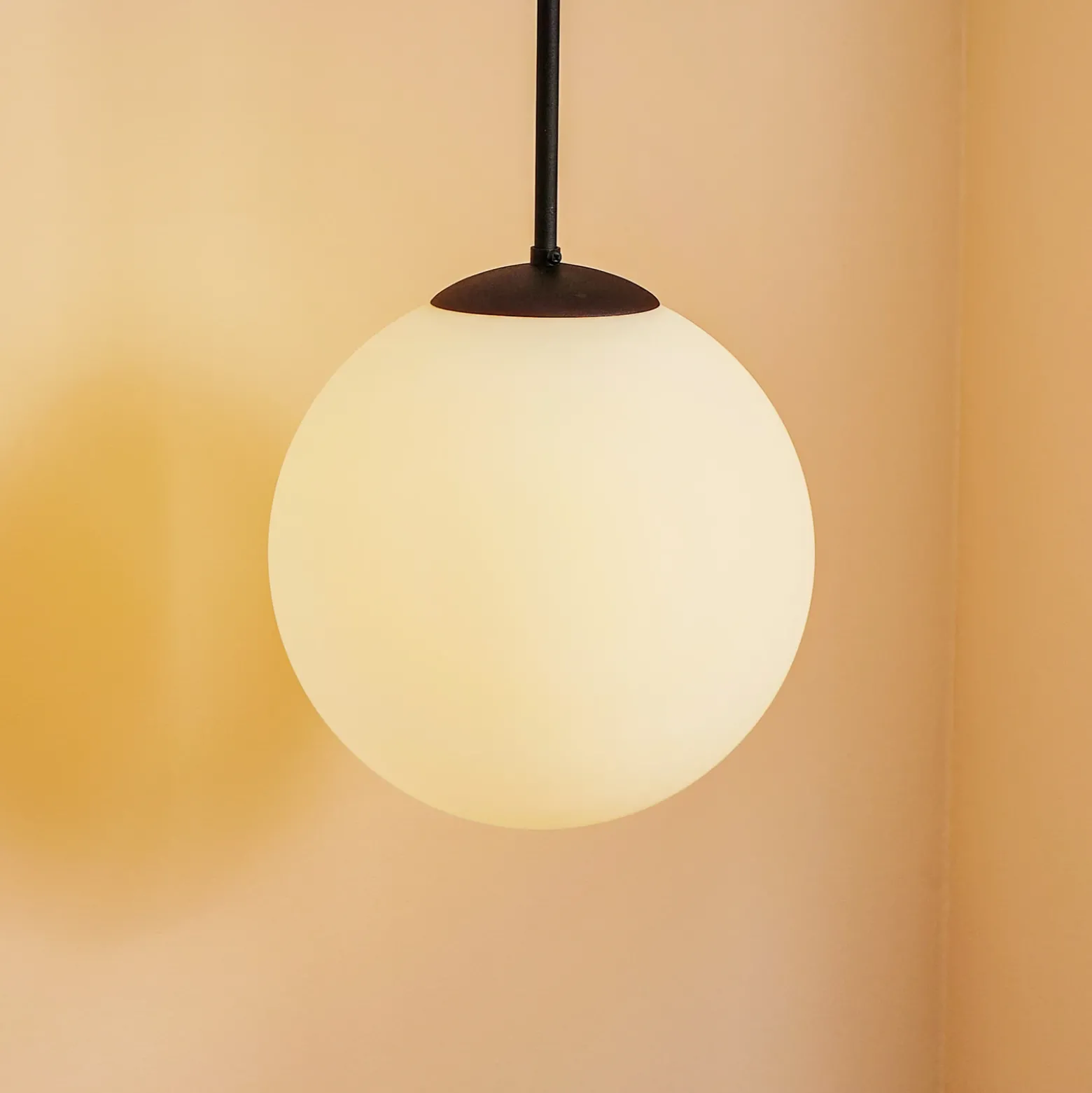 Lámpara colgante Dione, 1 luz, blanco/negro 30 cm