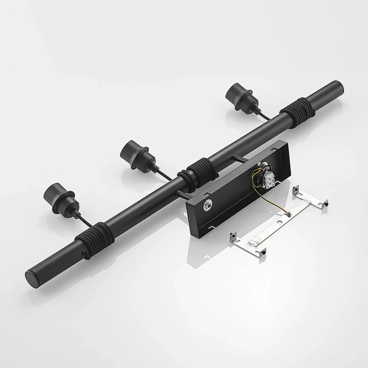 Lámpara colgante Emna de Lindby, 3 luces, negro/dorado, metal, 101 cm