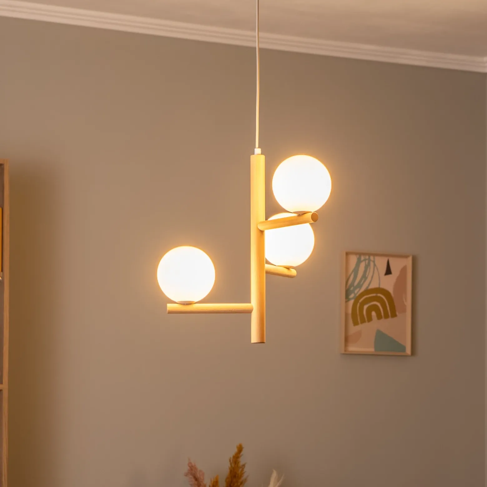 Lámpara colgante Estera, cristal opalino, madera, 3 luces