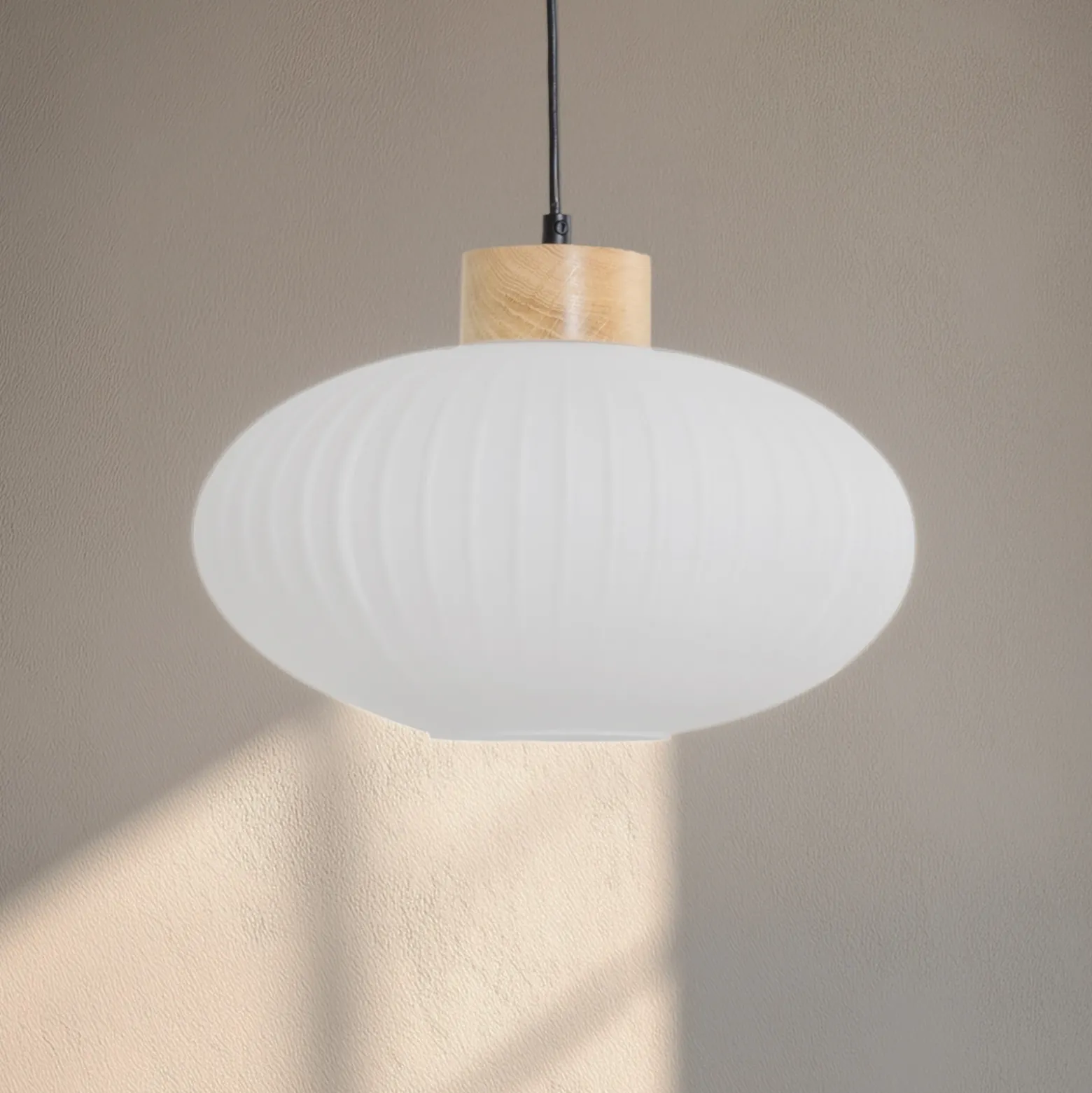 Lámpara colgante Harmony, Ø 25 cm, blanco/roble, cristal/madera