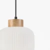 Lámpara colgante Harmony, Ø 20 cm, vidrio opalino, madera de roble, E27