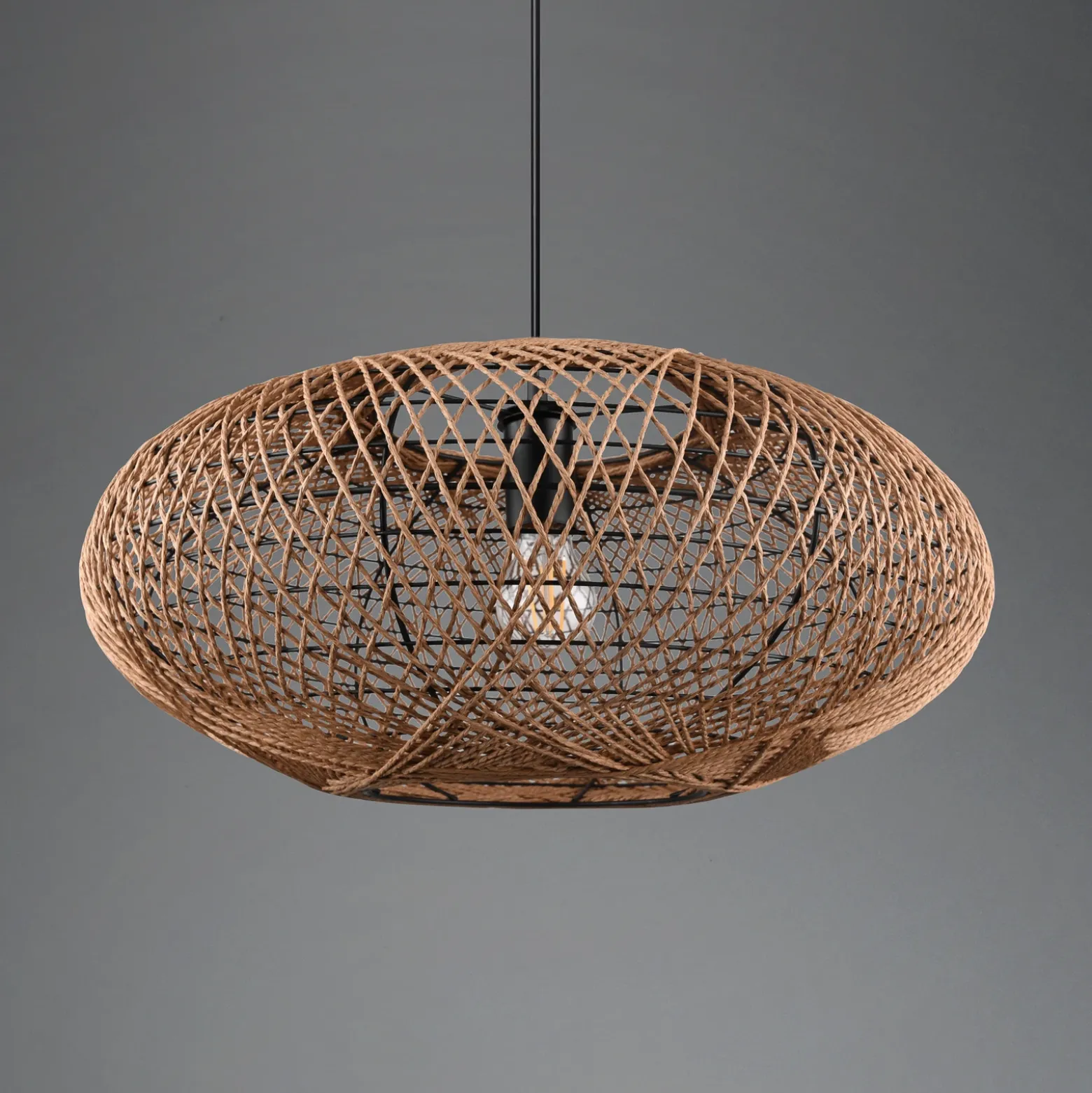 Lámpara colgante Hedda de sisal y metal