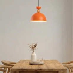 Lámpara colgante Kure, naranja, Ø 30 cm, metal, E27