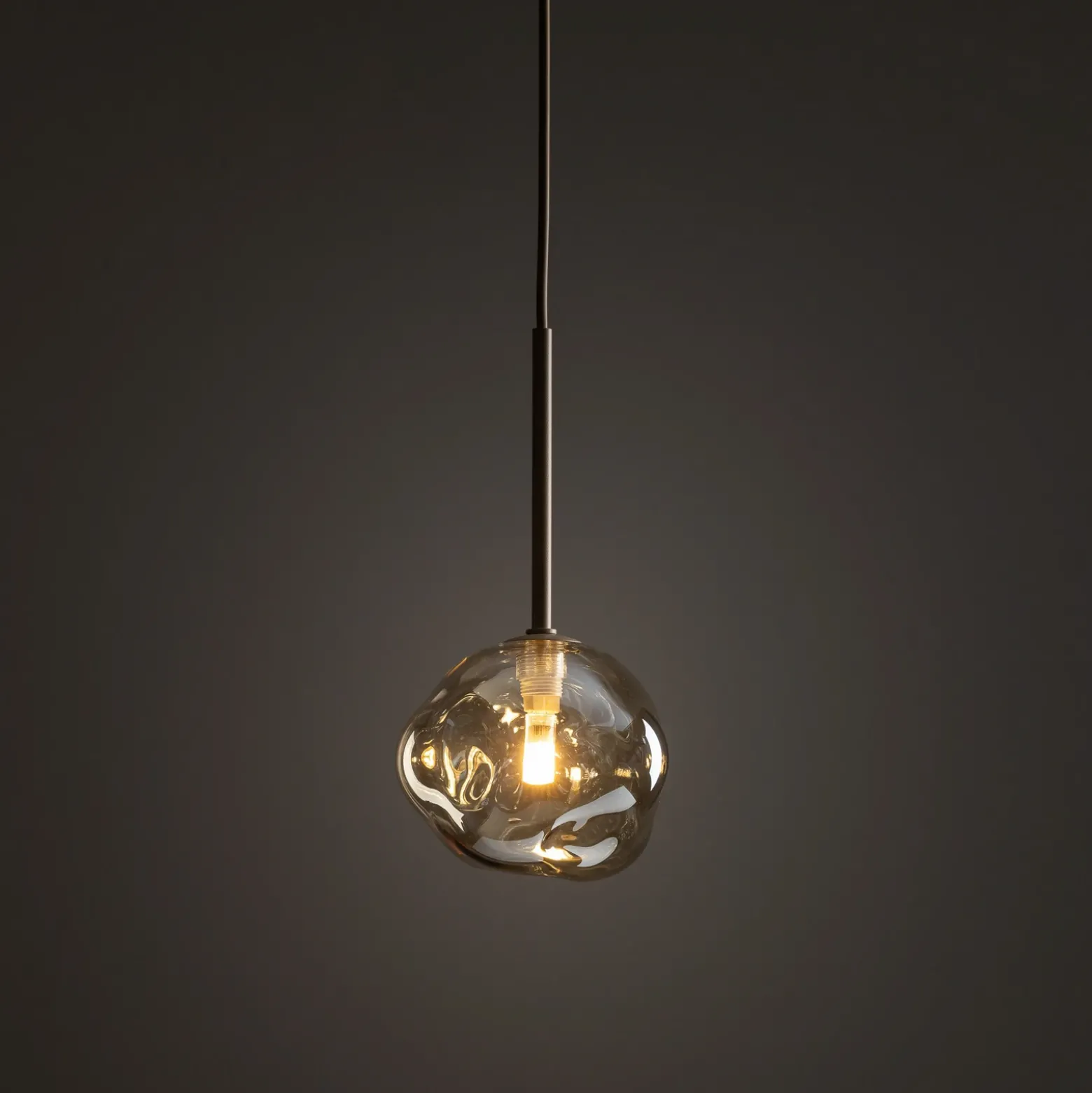 Lámpara colgante Lava, Ø 15 cm, G9, arena/coñac, cristal