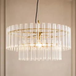 Lámpara colgante Leanna de Lucande, transparente/latón, Ø 54 cm, cristal