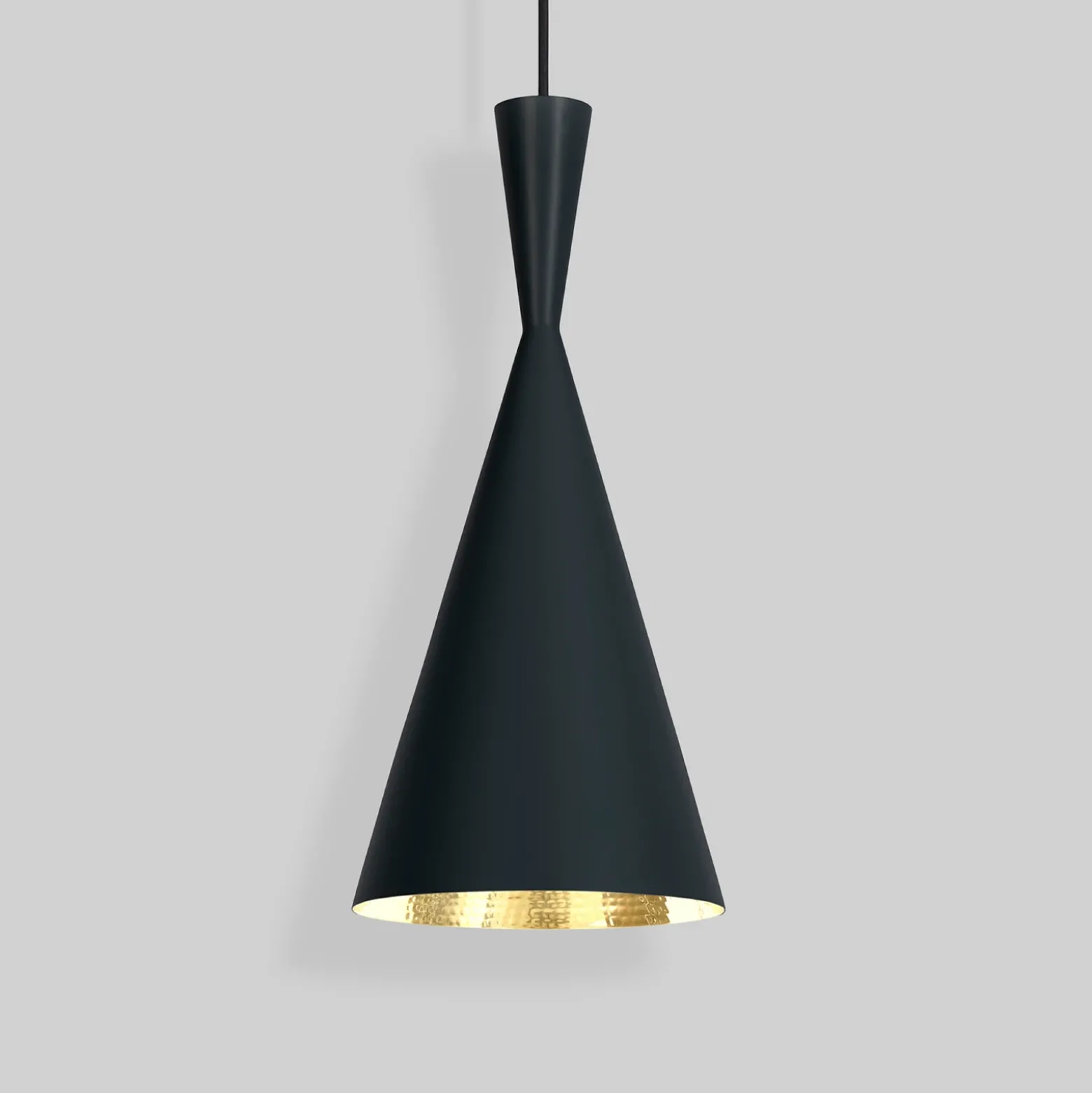 lámpara colgante LED Beat Tall de Tom Dixon, color latón, Ø 19 cm
