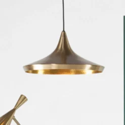 lámpara colgante LED Beat Wide de Tom Dixon, color latón, Ø 36 cm