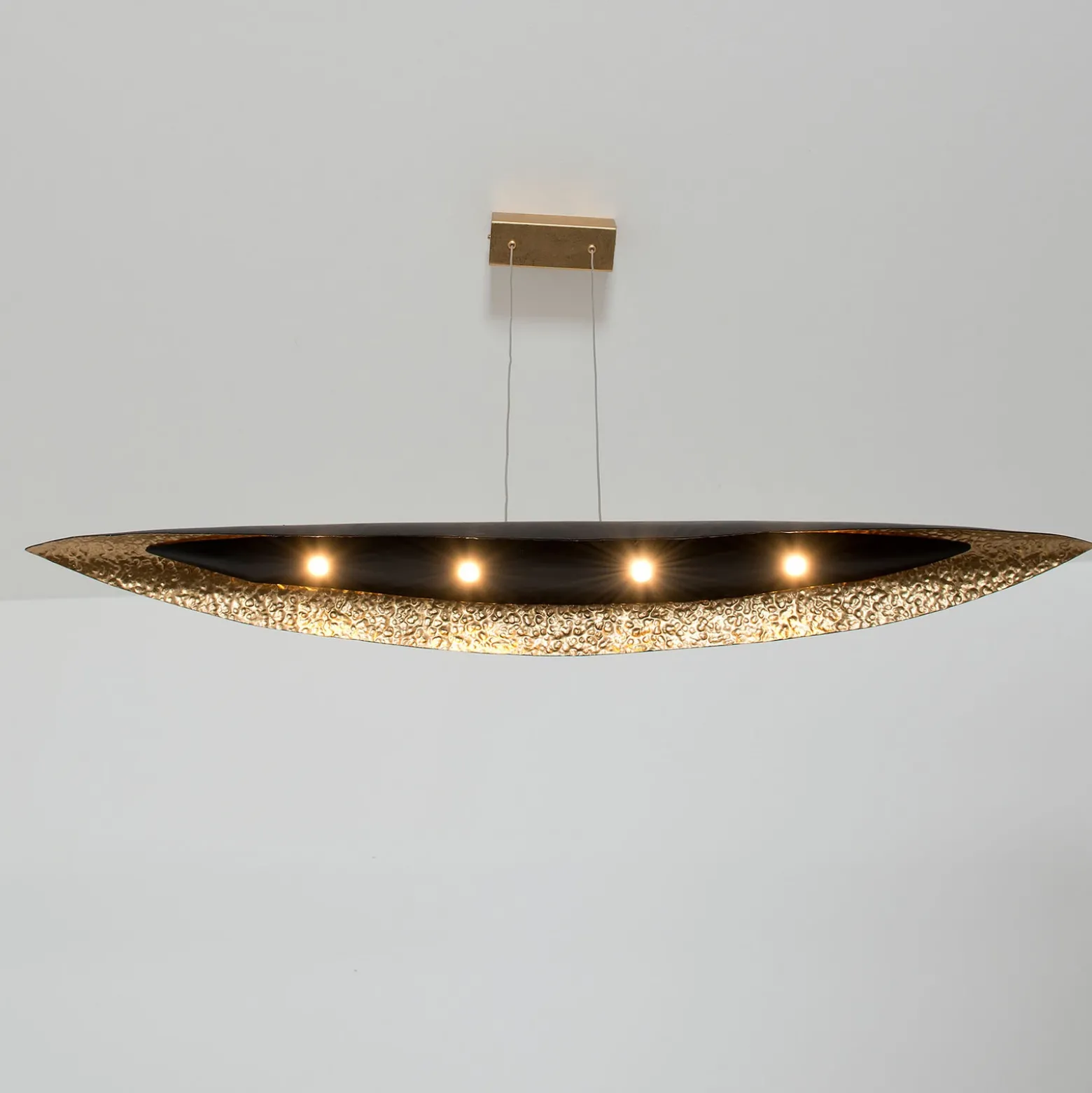 Lámpara colgante LED Chiasso, negro-marrón/oro