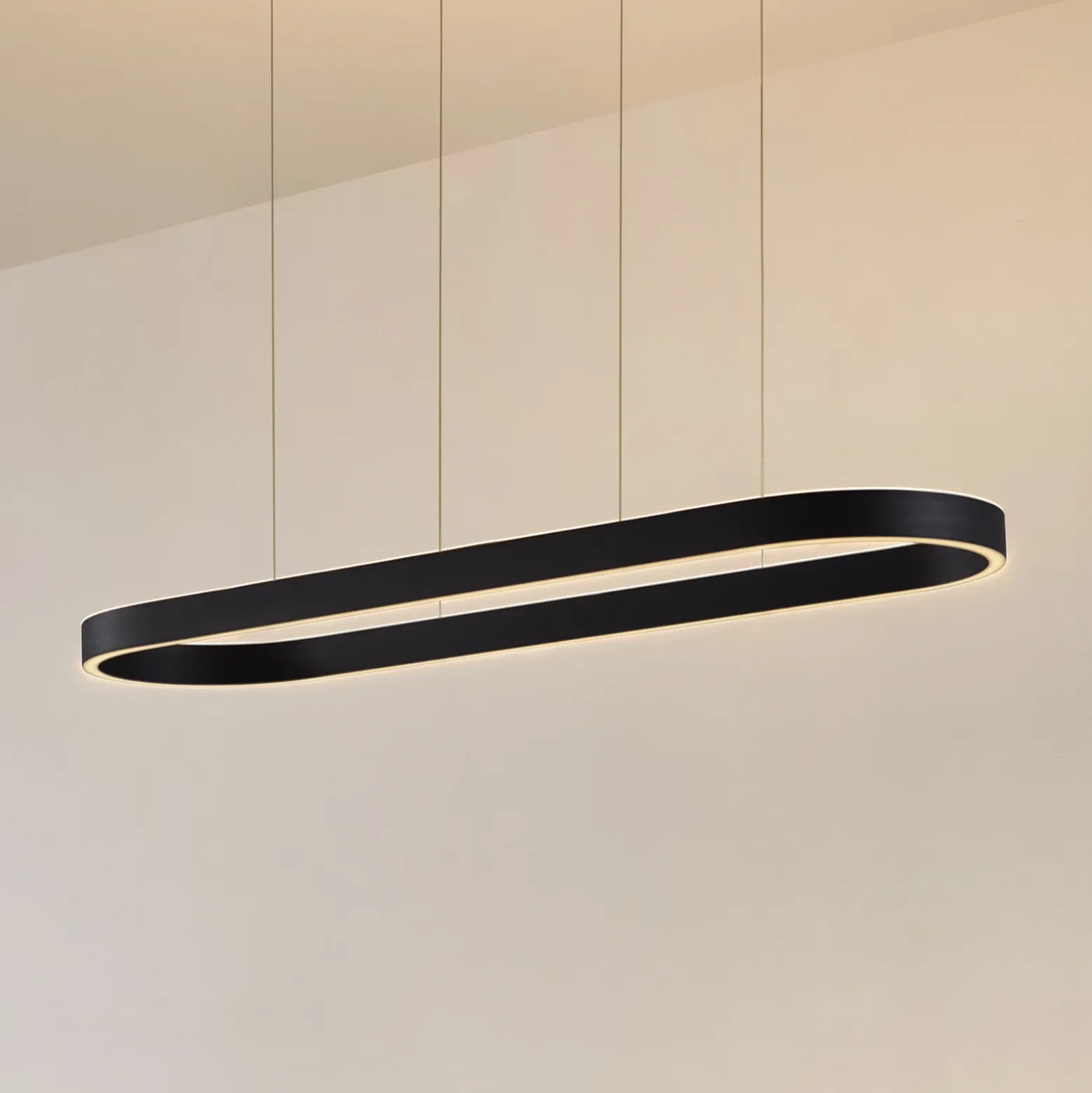 Lámpara colgante LED inteligente Lucande Melinay, negro, CCT, Tuya