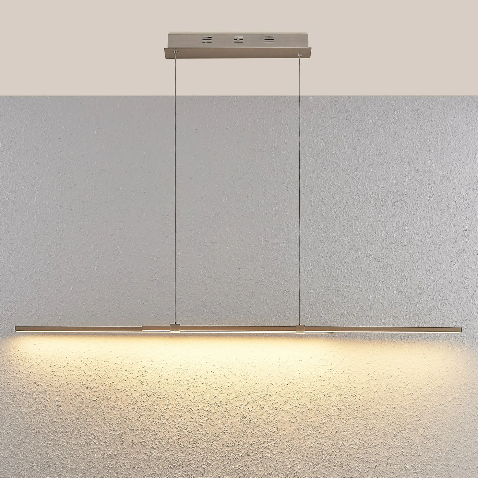 Lámpara colgante LED lineal Tymon, estrecha, extensible