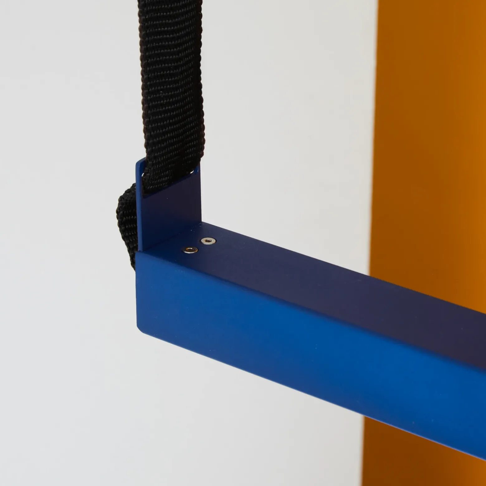Lámpara colgante LED LOOM DESIGN Belto, azul