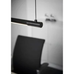 Lámpara colgante LED LOOM DESIGN Straw 150, negra, aluminio