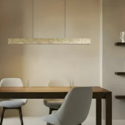Lámpara colgante LED Lucande Nivara, 117 cm, dorada, metal