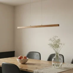 Lámpara colgante LED Lucande Nihalo, madera, 122 cm, atenuable, CCT