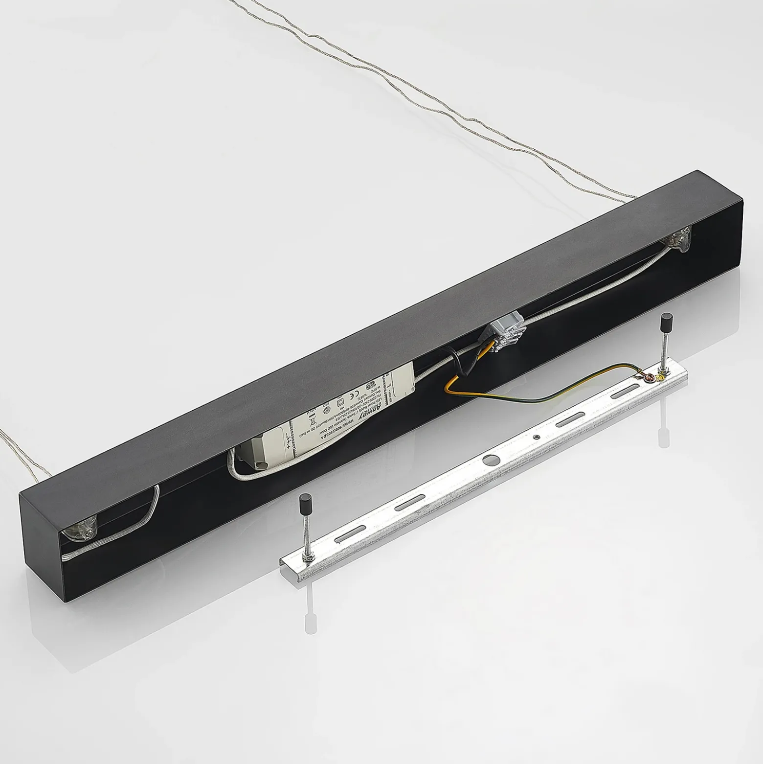 Lámpara colgante LED Lucande Stakato, 140 cm, 6 luces, atenuable