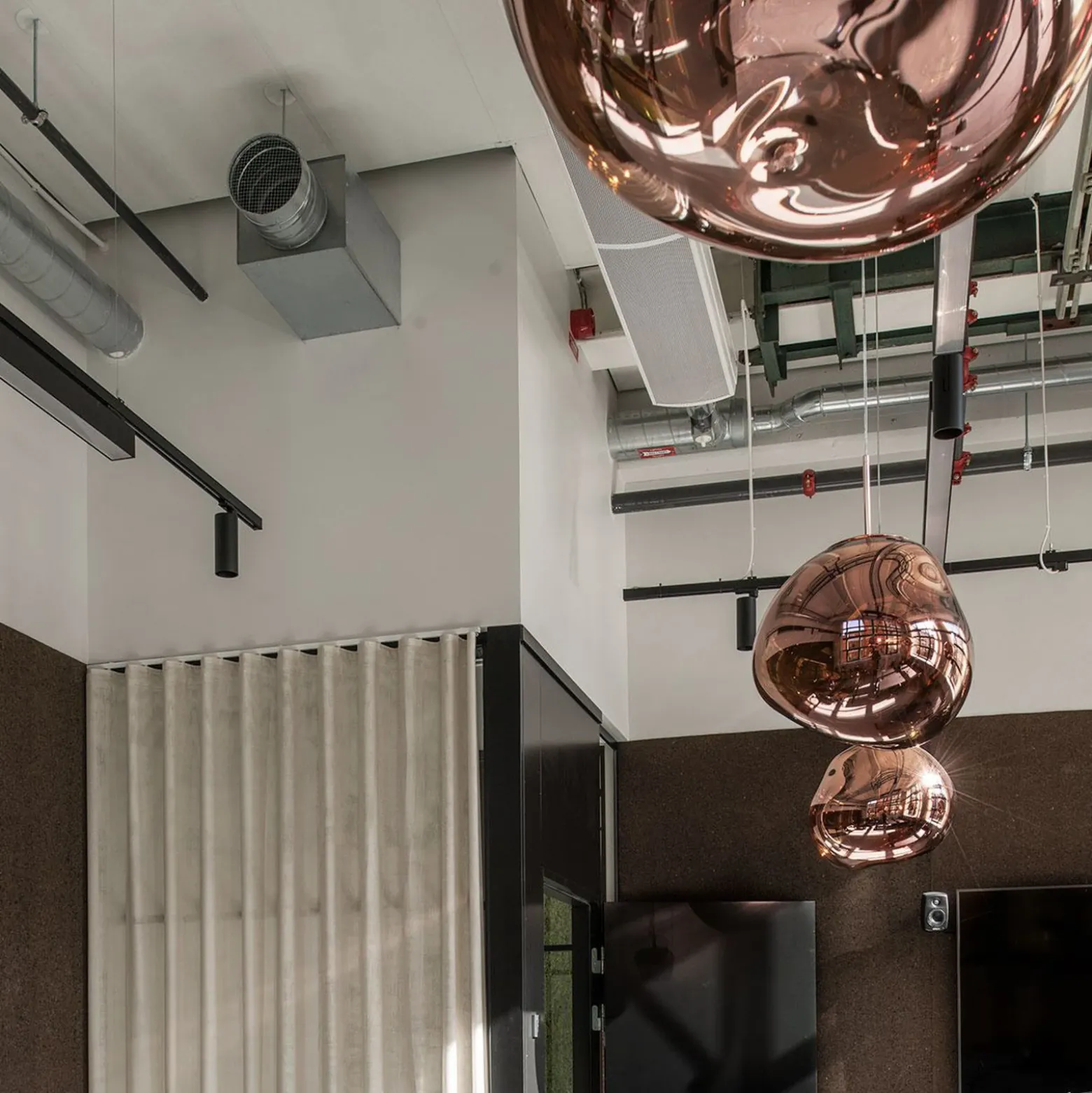 Lámpara colgante LED Melt de Tom Dixon, Ø 50 cm, cobre, plástico
