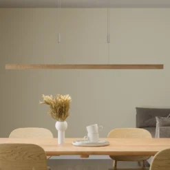 Lámpara colgante LED Nora de Quitani, roble natural, longitud 118 cm