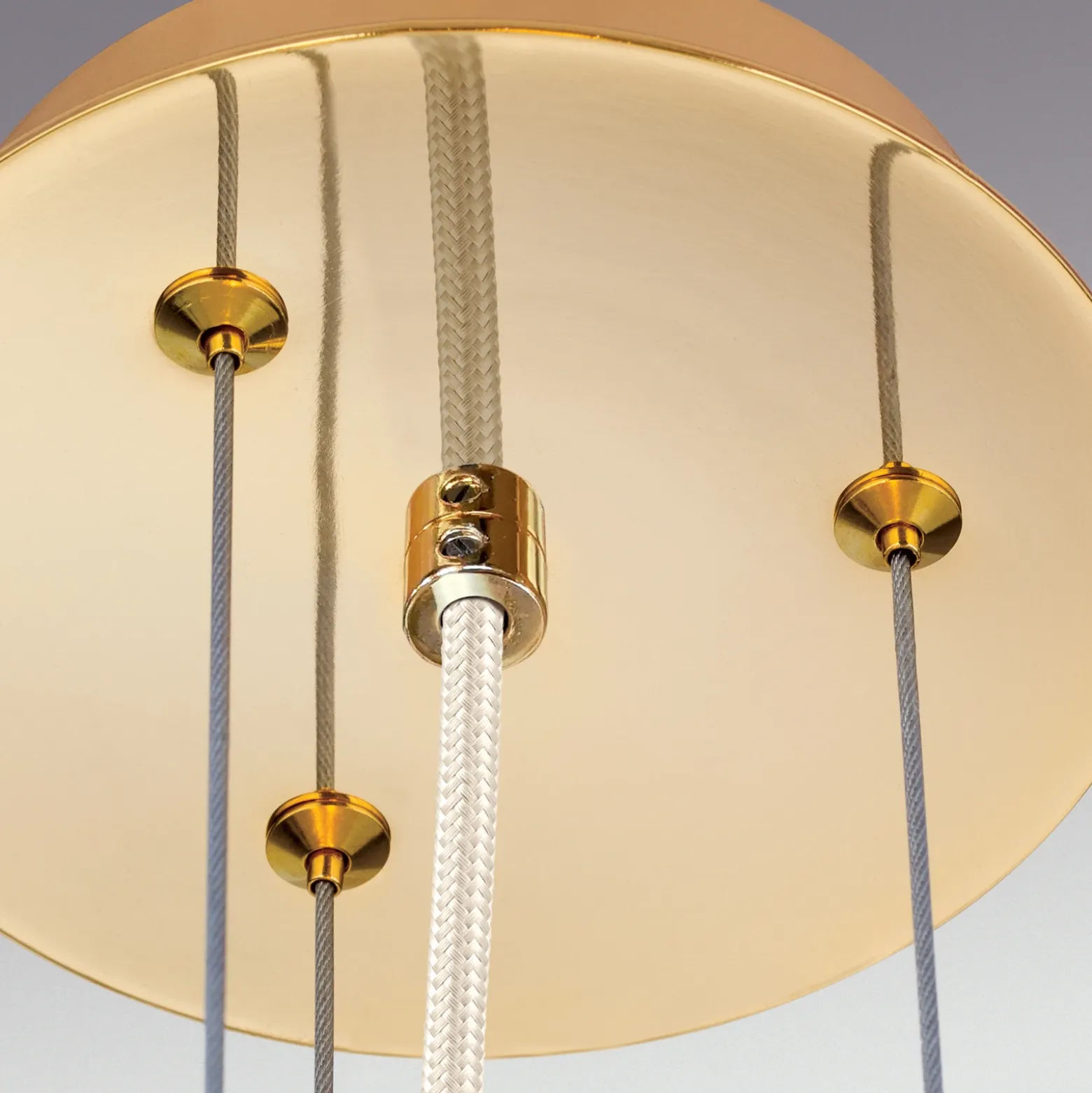 Lámpara colgante LED Prism, redondo, Ø 55 cm, oro