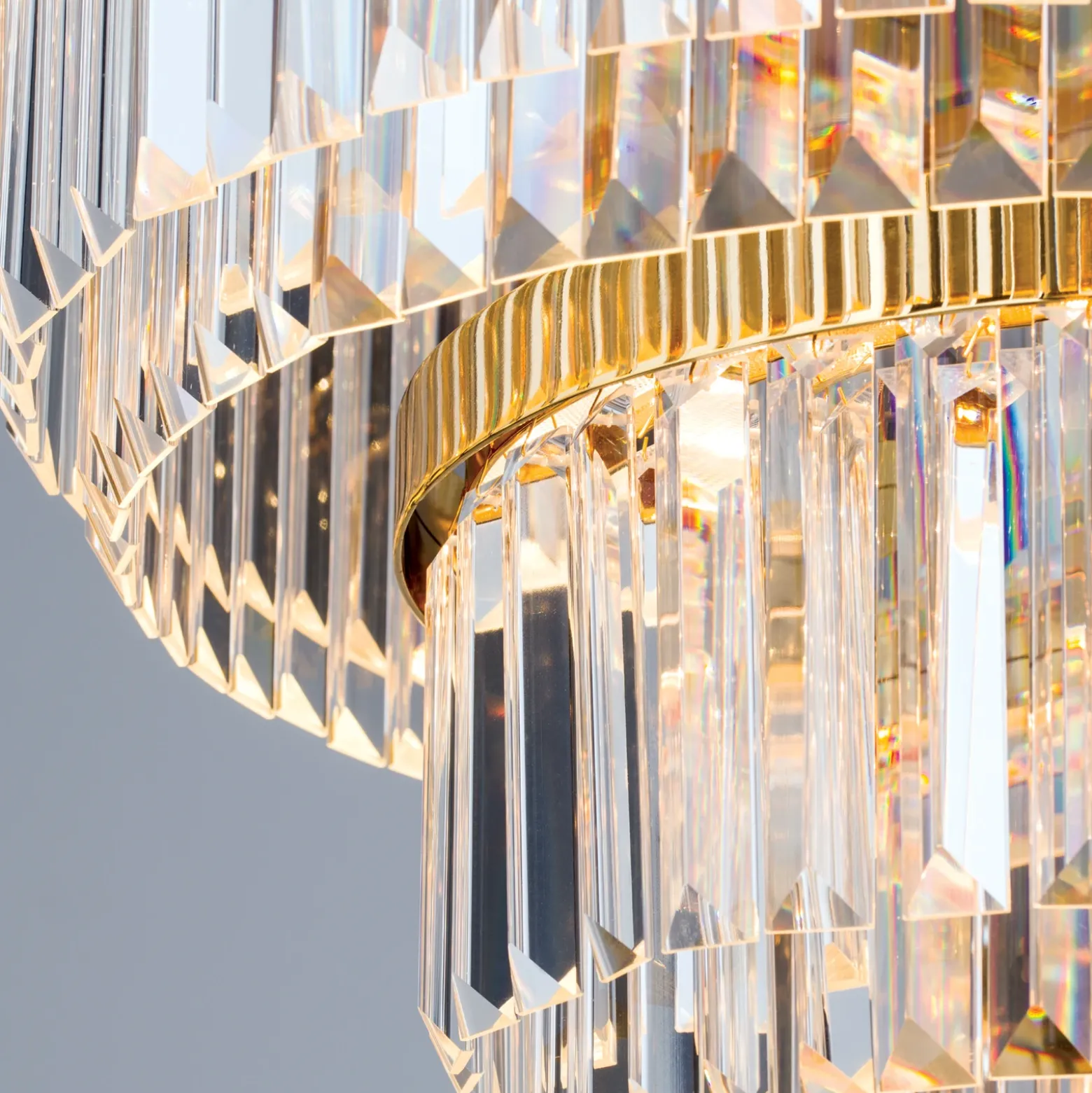 Lámpara colgante LED Prism, redondo, Ø 55 cm, oro