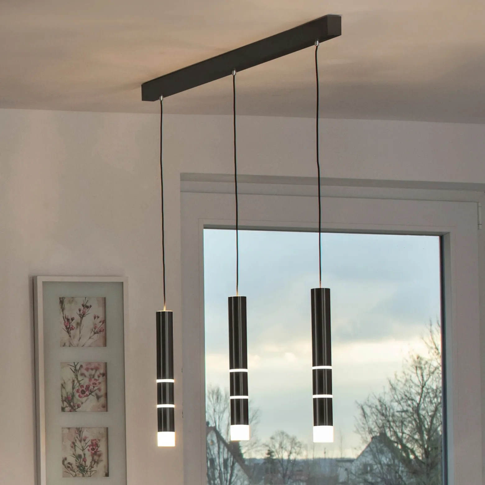 Lámpara colgante LED PURE Vega, tres cilindros, negra