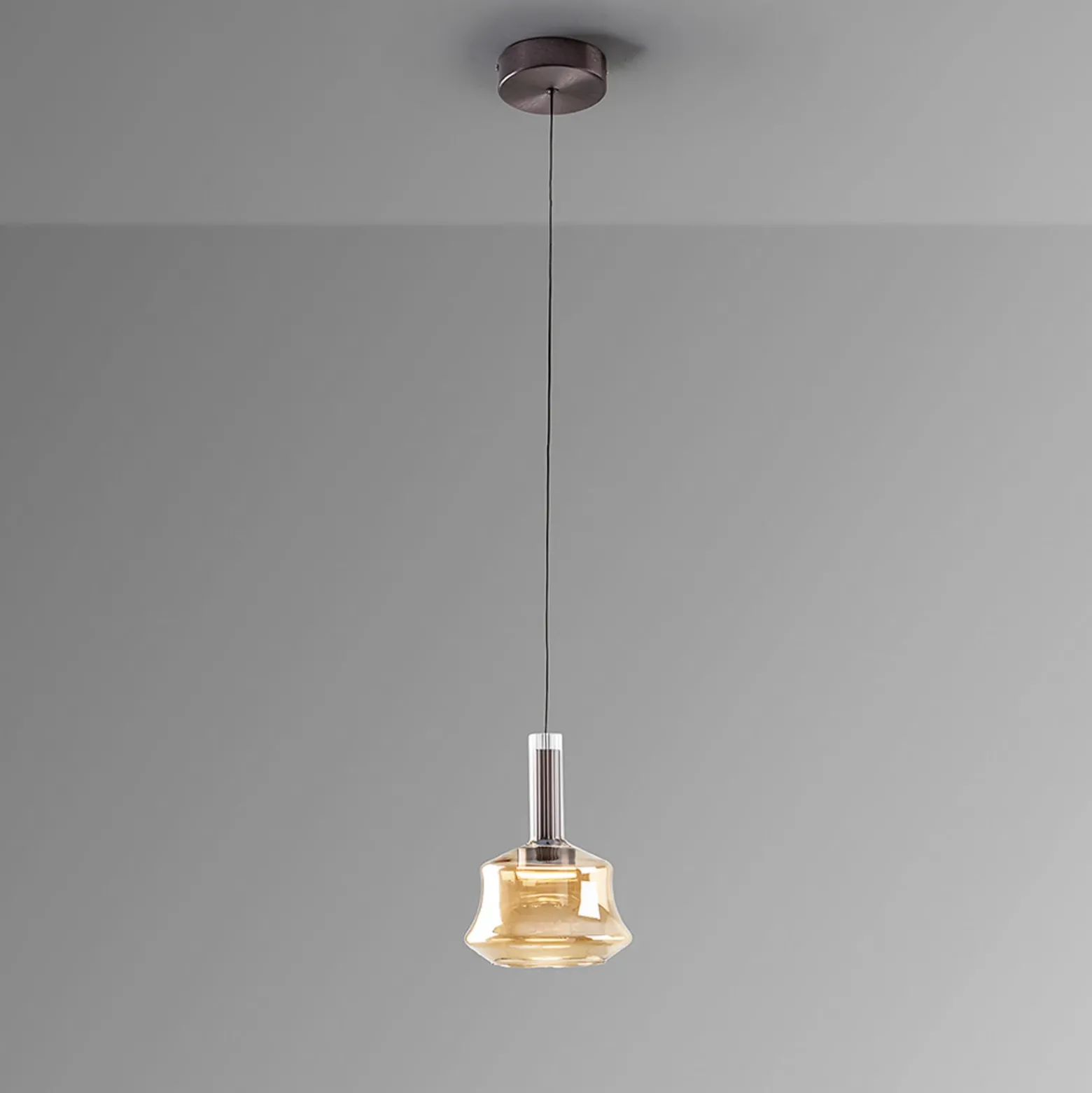Lámpara colgante LED Scarlett, color ámbar, Ø 18 cm, cristal