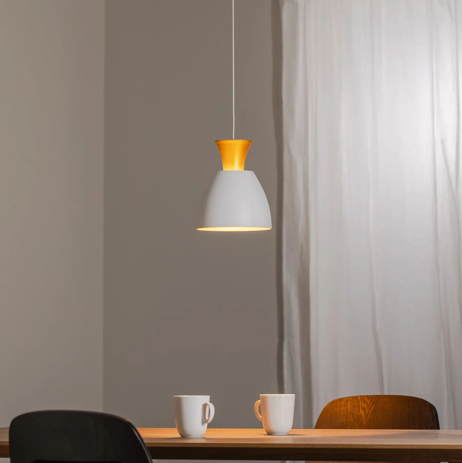 Lámpara colgante LED Studio Line 51277, blanco/latón, Ø 20 cm