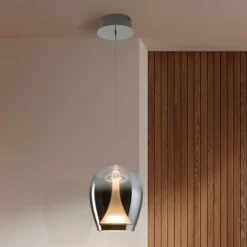 Lámpara colgante LED Suspiro, Ø 18 cm, color cromado/gris humo, cristal