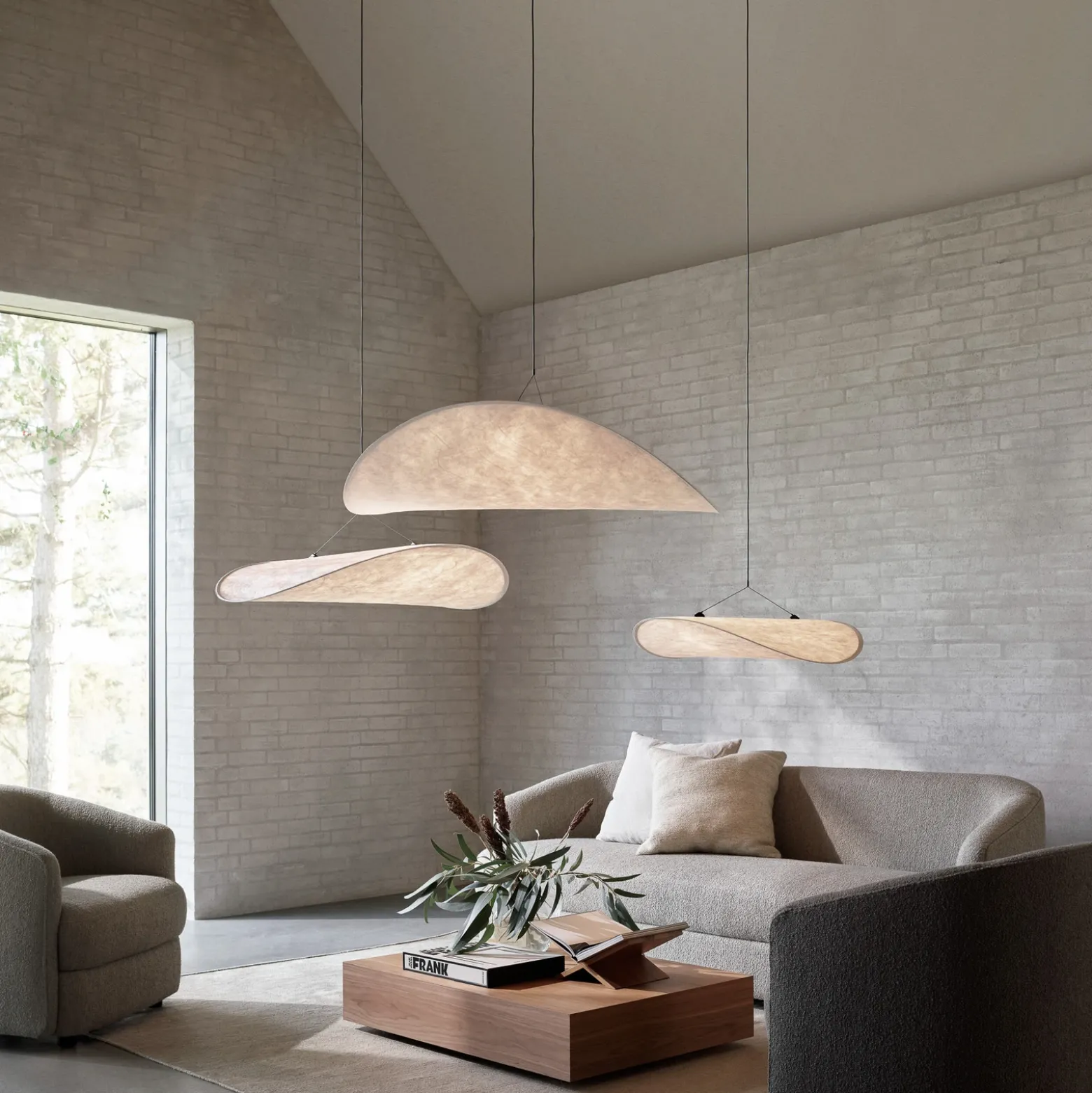 Lámpara colgante LED Tense de New Works, Ø 70 cm, blanca