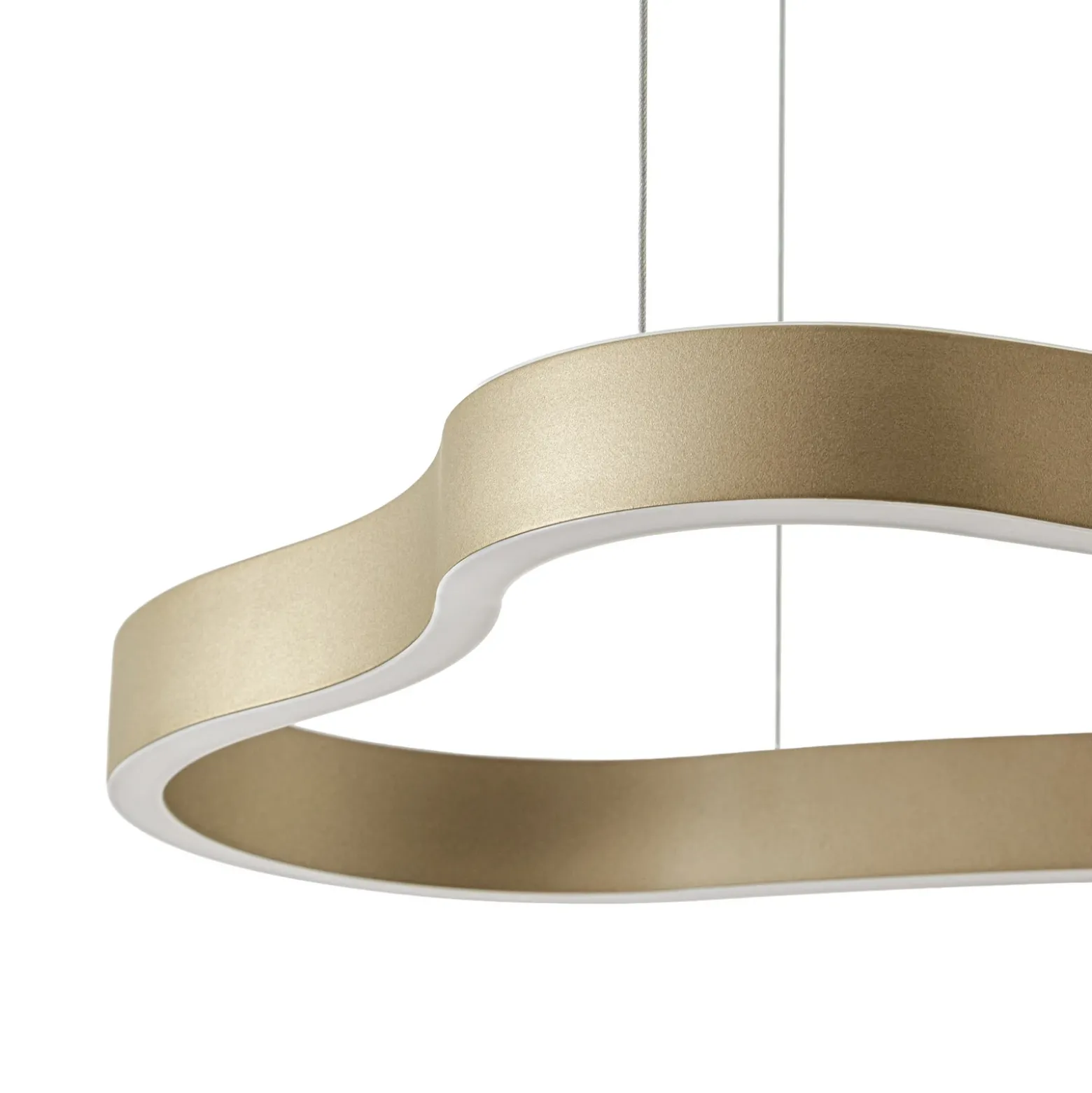 Lámpara colgante LED Vikali de Lucande, dorada, CCT, atenuable, 90 x 45 cm