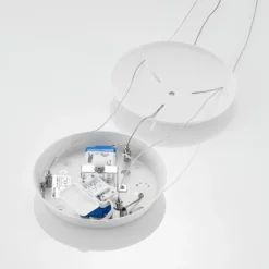 Lámpara colgante LED Vivy de Arcchio, Ø 58 cm, blanca, metal