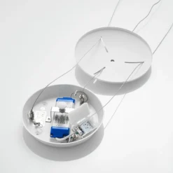 Lámpara colgante LED Vivy de Arcchio, Ø 38 cm, blanca, metal