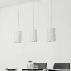 Lámpara colgante Lindby Aralena, blanca, 3 luces, longitud 92 cm