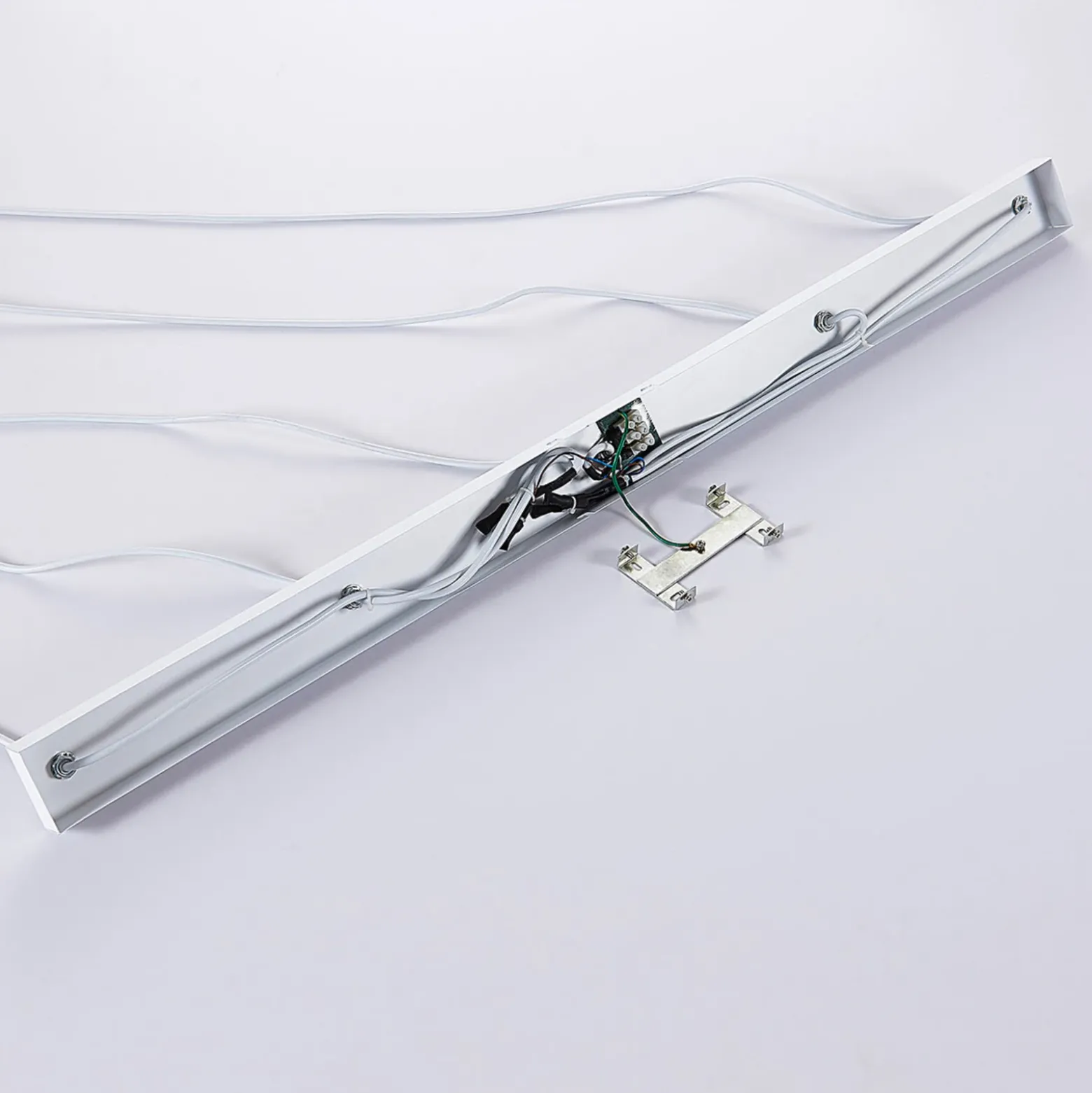 Lámpara colgante Lindby Arina, 100 cm, blanca, 5 luces, E14